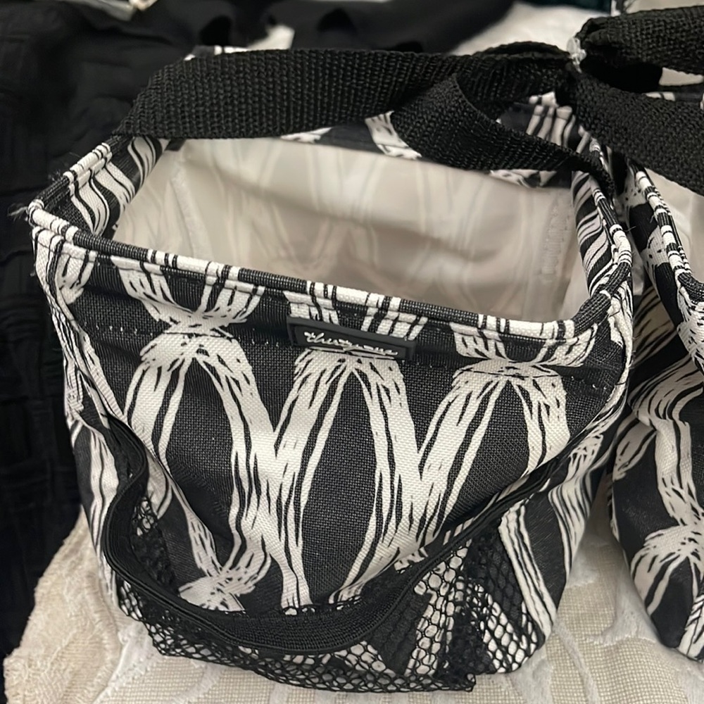 31 Gifts Little Carry All Caddy in Black Links. Mesh pocket 6"Hx5.5"Wx5.5"D